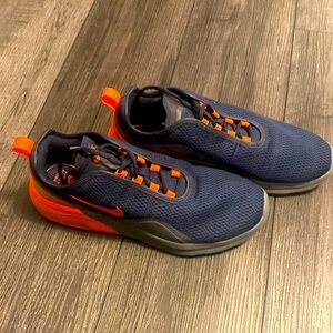 Men’s Nike Air blue and orange size 10. Like new, used once
